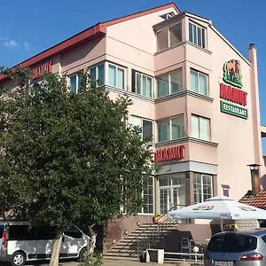 Mamut Kastela