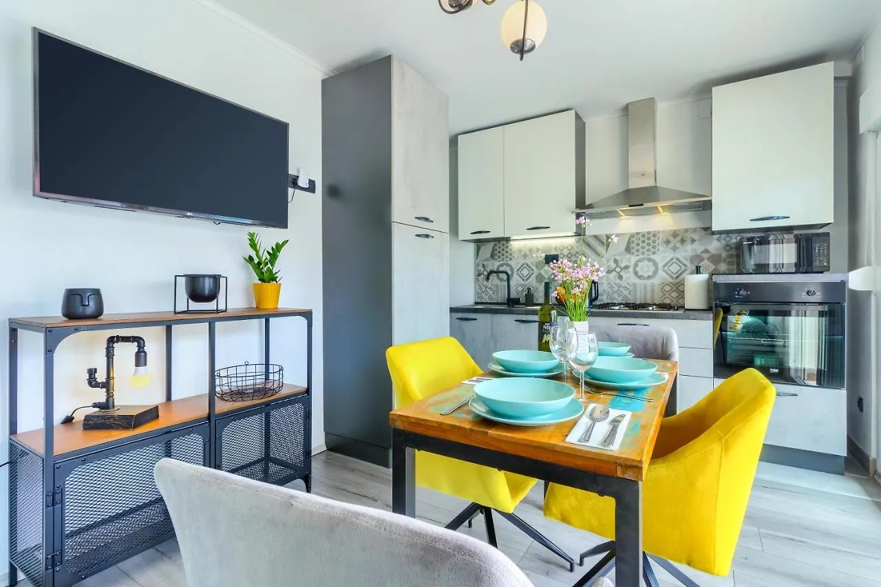 Uma - Design Apartment With Big Terrace 0*, Kaštela