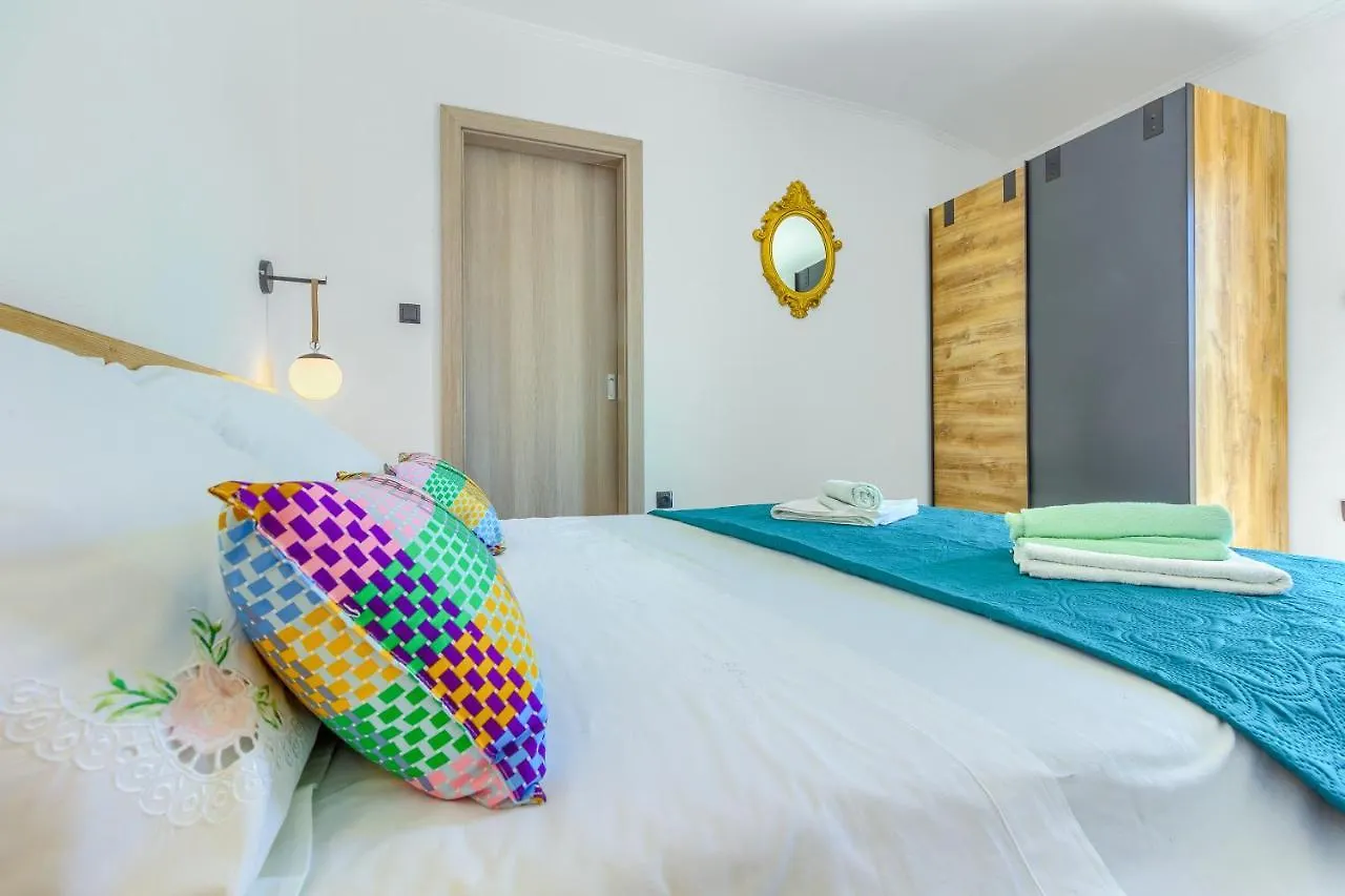 Uma - Design Apartment With Big Terrace קרואטיה